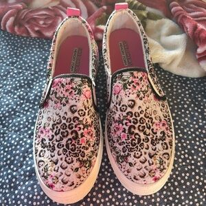 Skechers 9.5 Memory Foam Loafers Floral Leopard Print
